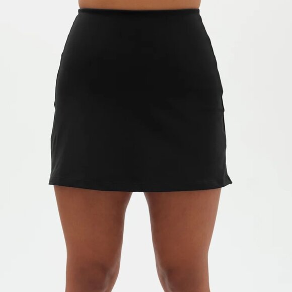 girlfriend collective Dresses & Skirts - Girlfriend Collective High‎ Rise Sport Skort in Black Size XS NWT
